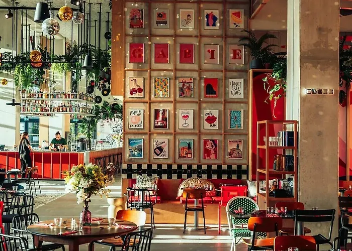 JOST Auberge De Jeunesse Centre St RochHotel Montpellier